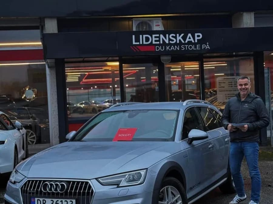 Kunde henter sin Audi A4 Allroad